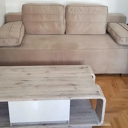 Simanic Apartment *